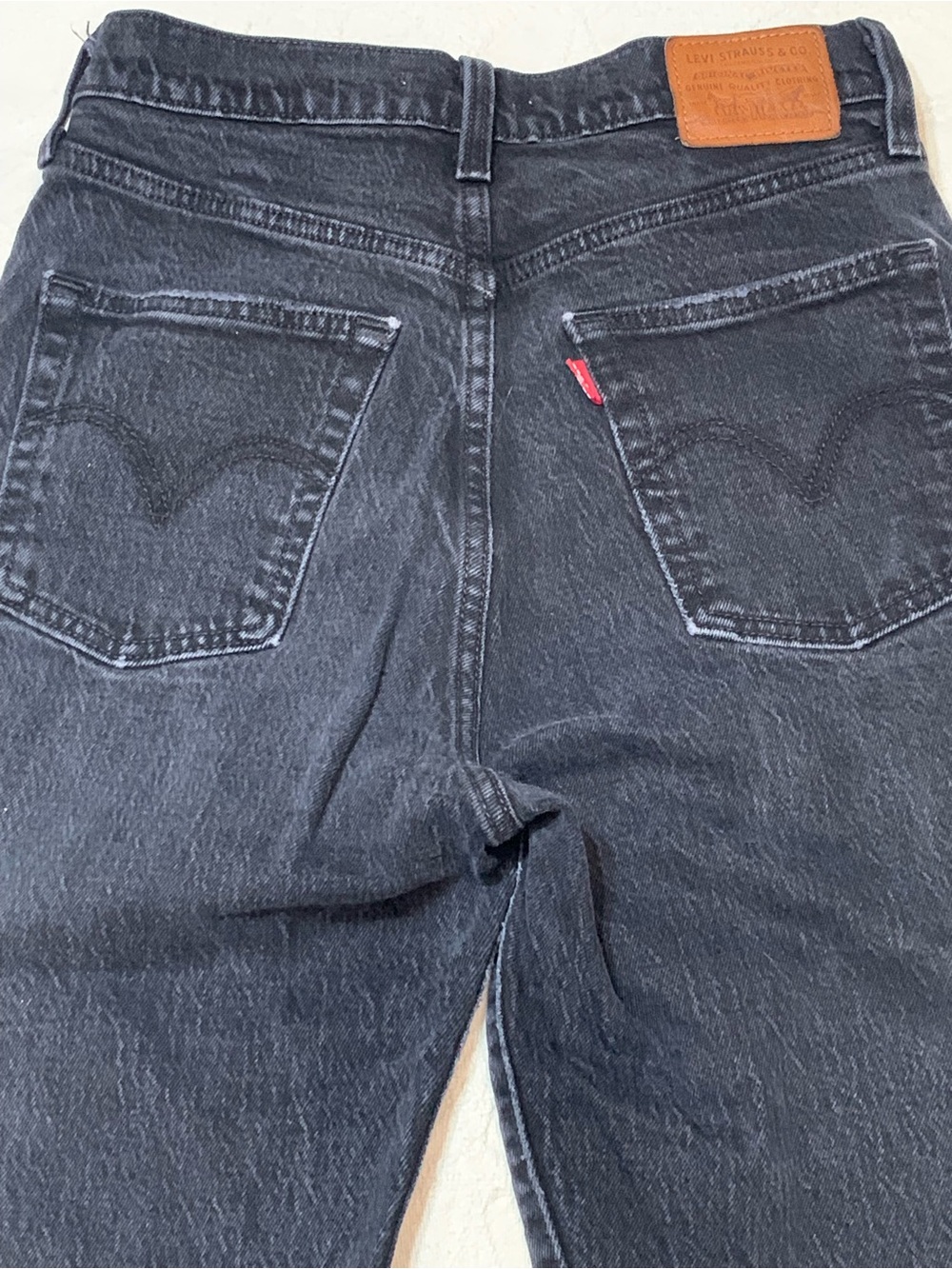 Levi's Women’s Black Washed Ribcage Cropped Flare